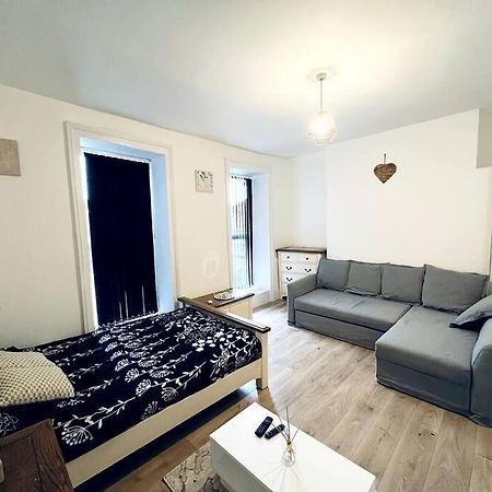 One Bedroom Close To Hyde Park #01 London Kültér fotó