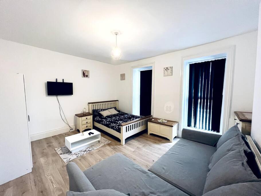 One Bedroom Close To Hyde Park #01 London Kültér fotó